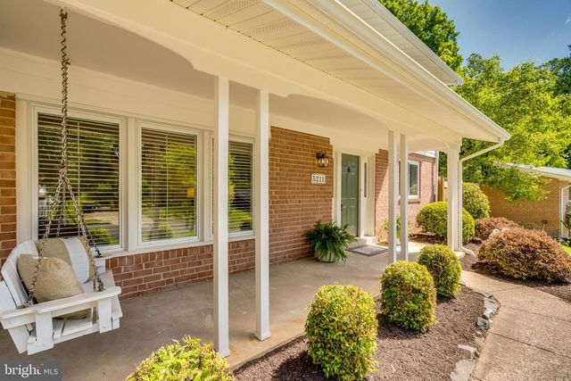 5211 STONINGTON DR, Fairfax, VA 22032