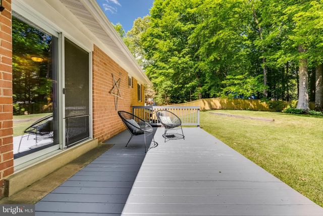 5211 STONINGTON DR, Fairfax, VA 22032