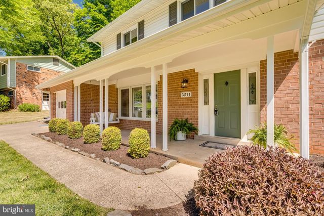 5211 STONINGTON DR, Fairfax, VA 22032