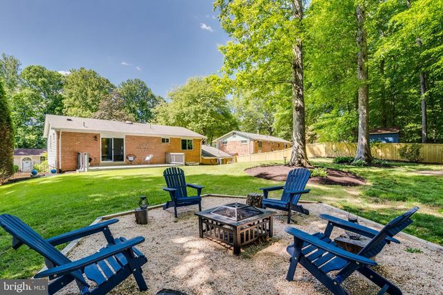 5211 STONINGTON DR, Fairfax, VA 22032
