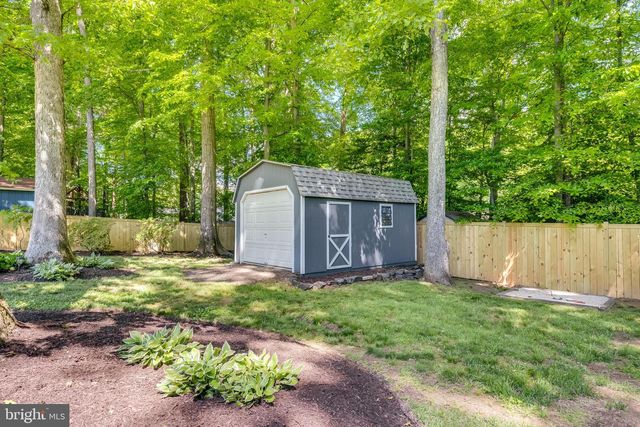 5211 STONINGTON DR, Fairfax, VA 22032