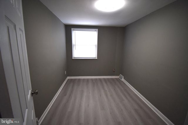 735 WINDSOR CIR, Folcroft, PA 19032