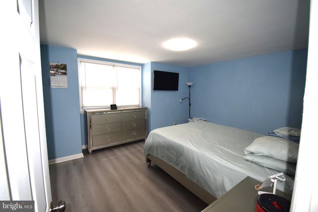 735 WINDSOR CIR, Folcroft, PA 19032