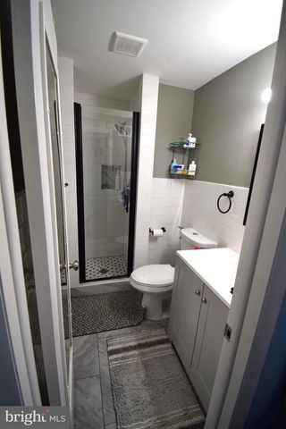 735 WINDSOR CIR, Folcroft, PA 19032
