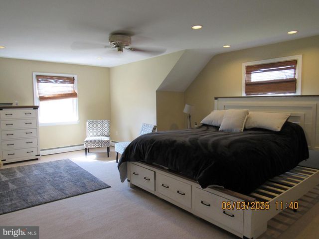 1276 STUMP HALL RD, Collegeville, PA 19426