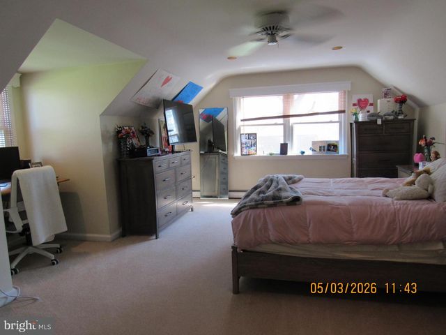 1276 STUMP HALL RD, Collegeville, PA 19426