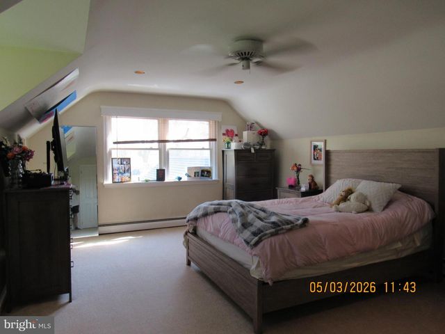 1276 STUMP HALL RD, Collegeville, PA 19426