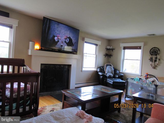 1276 STUMP HALL RD, Collegeville, PA 19426