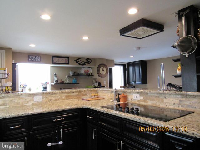 1276 STUMP HALL RD, Collegeville, PA 19426