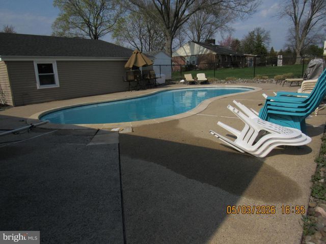 1276 STUMP HALL RD, Collegeville, PA 19426