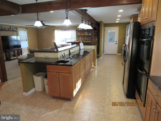 1276 STUMP HALL RD, Collegeville, PA 19426