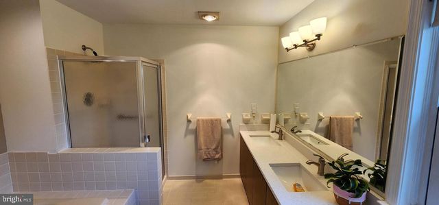 1711 SMEDLEY CT, Ambler, PA 19002