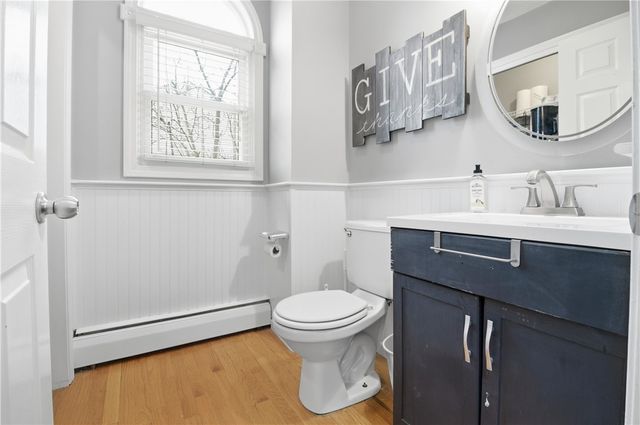 21 Sarah Lane, Warwick, RI 02889