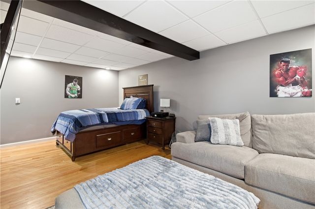 21 Sarah Lane, Warwick, RI 02889