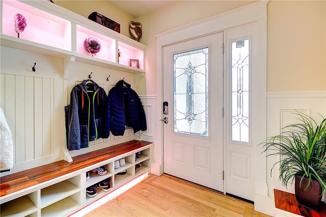 21 Sarah Lane, Warwick, RI 02889