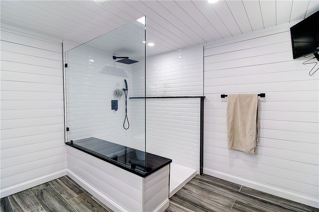 21 Sarah Lane, Warwick, RI 02889