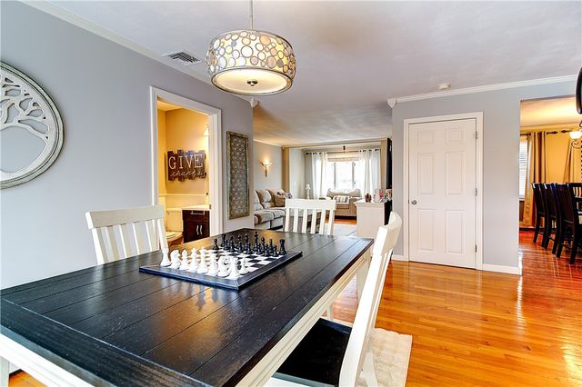 21 Sarah Lane, Warwick, RI 02889