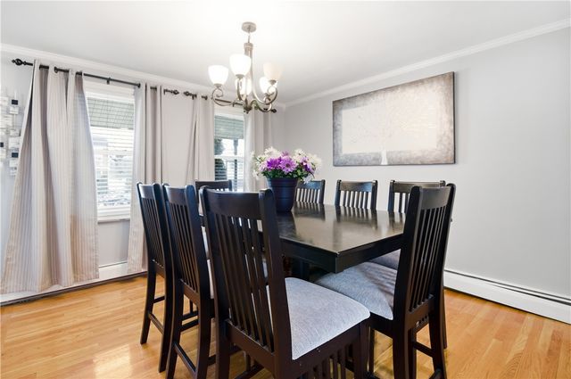 21 Sarah Lane, Warwick, RI 02889