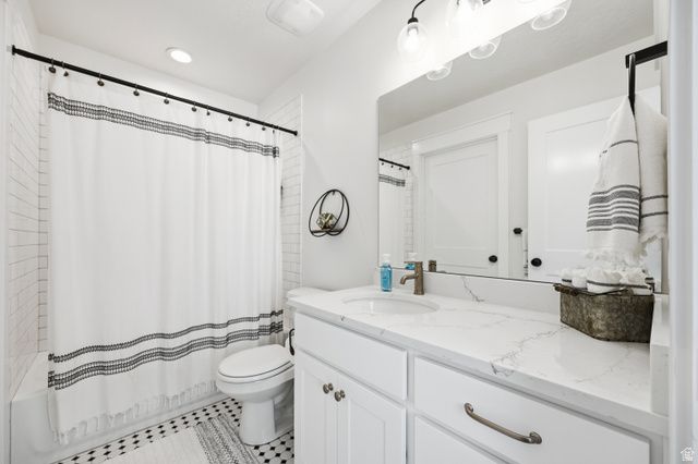 573 W FOUNDERS BLVD, Saratoga Springs, UT 84045