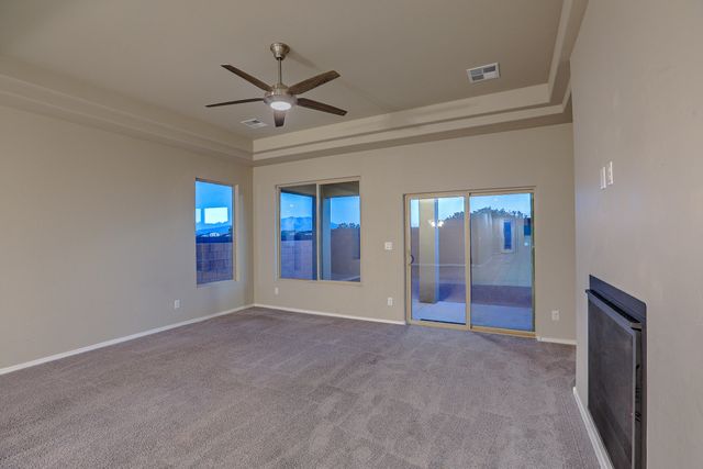 4157 Crowned Eagle Loop NE, Rio Rancho, NM 87144