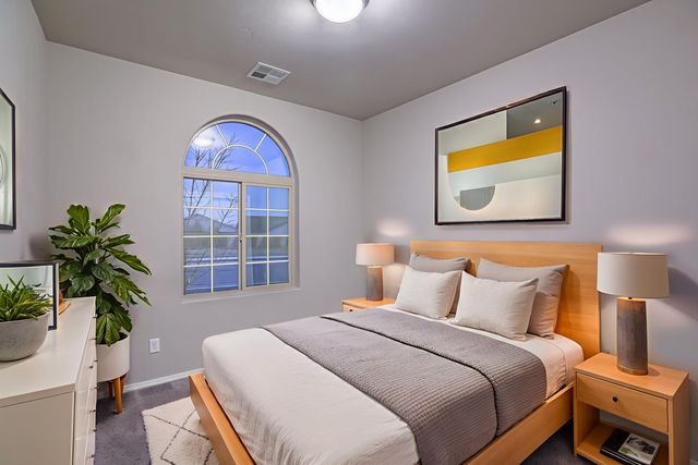 4157 Crowned Eagle Loop NE, Rio Rancho, NM 87144