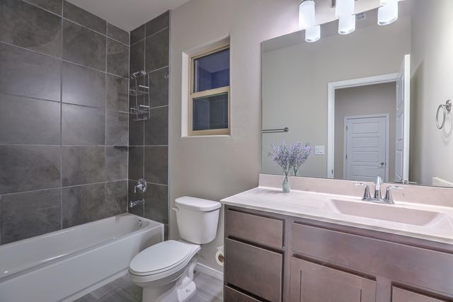 4157 Crowned Eagle Loop NE, Rio Rancho, NM 87144