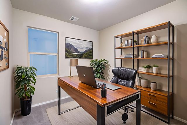 4157 Crowned Eagle Loop NE, Rio Rancho, NM 87144