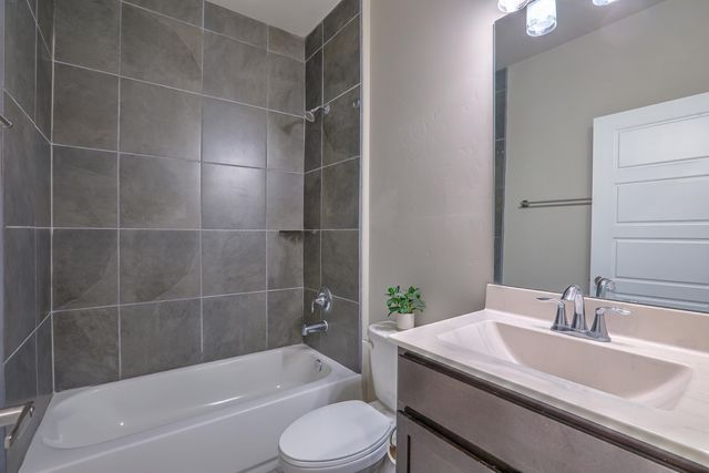 4157 Crowned Eagle Loop NE, Rio Rancho, NM 87144