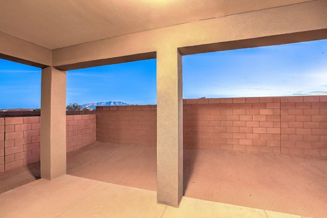 4157 Crowned Eagle Loop NE, Rio Rancho, NM 87144