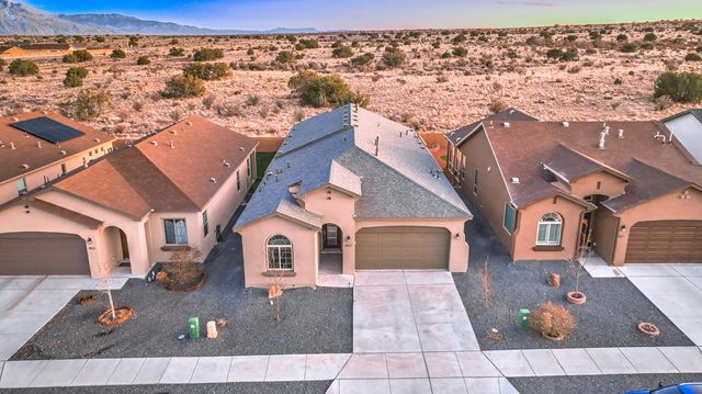 4157 Crowned Eagle Loop NE, Rio Rancho, NM 87144