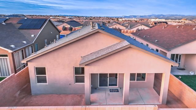 4157 Crowned Eagle Loop NE, Rio Rancho, NM 87144