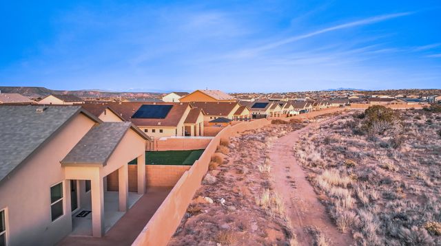 4157 Crowned Eagle Loop NE, Rio Rancho, NM 87144