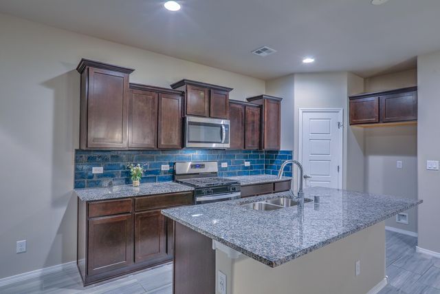 4157 Crowned Eagle Loop NE, Rio Rancho, NM 87144