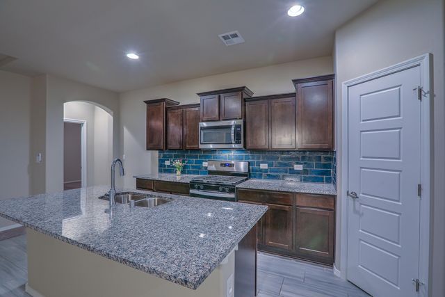 4157 Crowned Eagle Loop NE, Rio Rancho, NM 87144