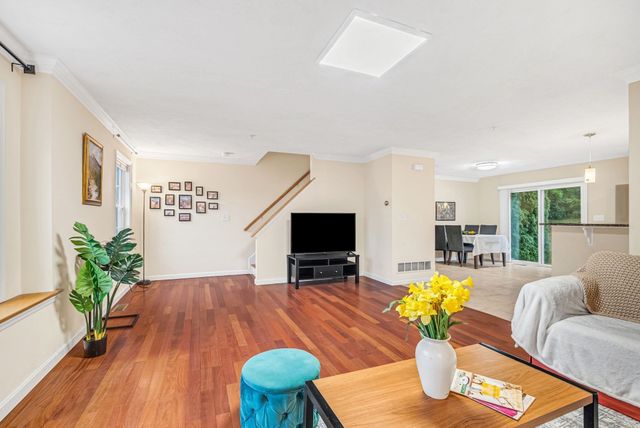 22 Bradley Dr D, Groton, MA 01450