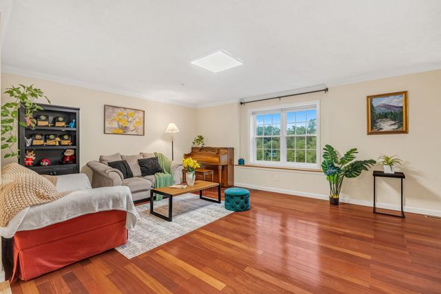 22 Bradley Dr D, Groton, MA 01450