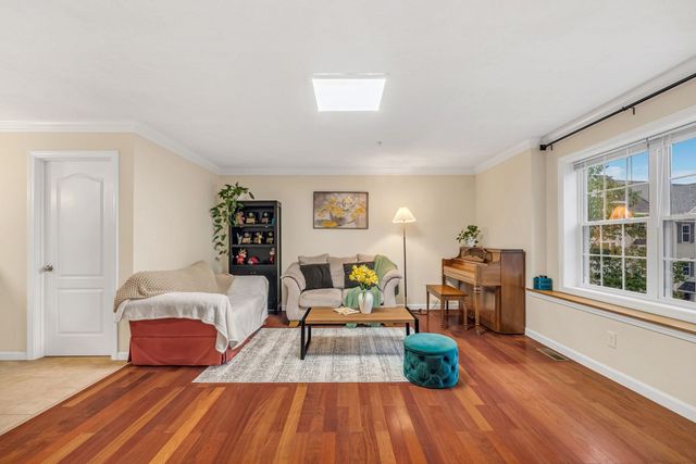 22 Bradley Dr D, Groton, MA 01450