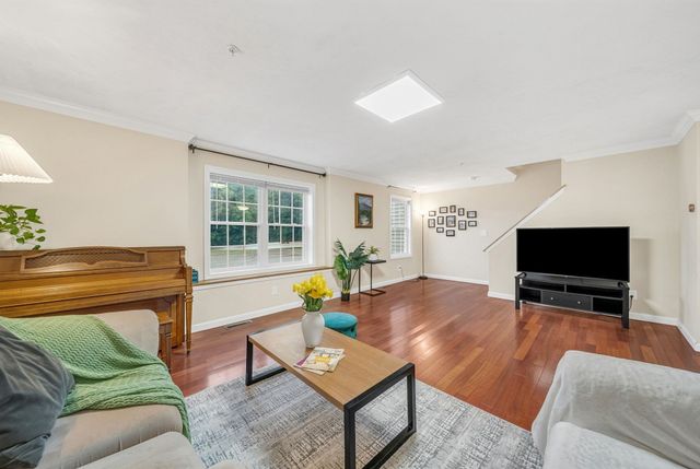 22 Bradley Dr D, Groton, MA 01450