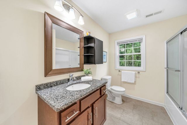 22 Bradley Dr D, Groton, MA 01450