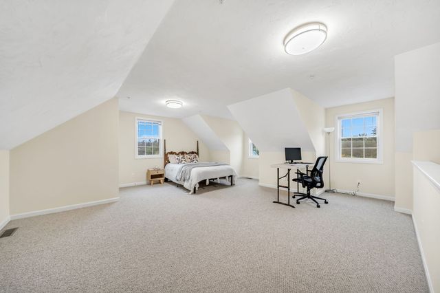 22 Bradley Dr D, Groton, MA 01450