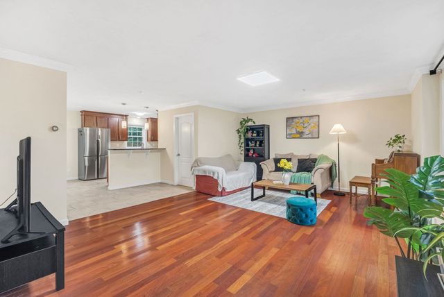 22 Bradley Dr D, Groton, MA 01450