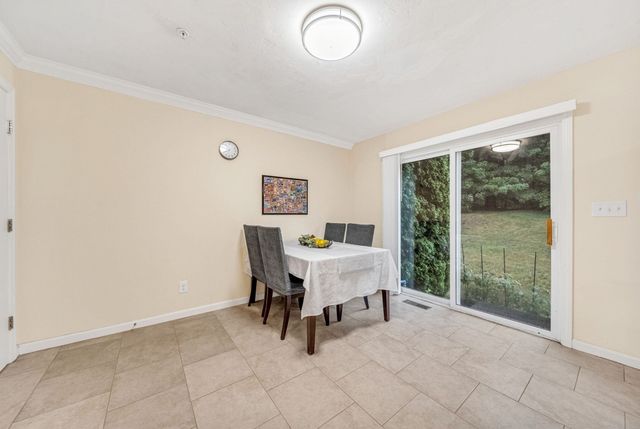 22 Bradley Dr D, Groton, MA 01450