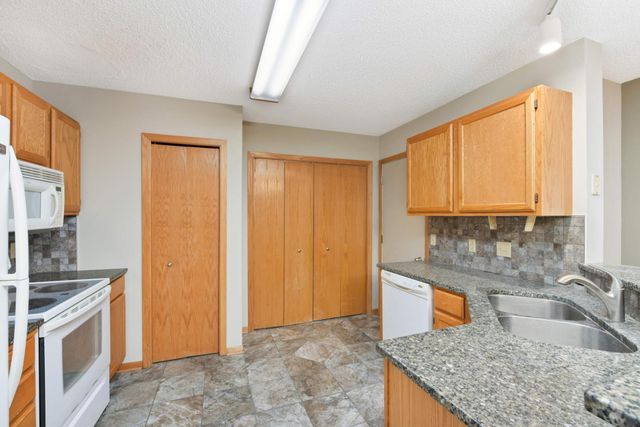 12932 Echo Lane, Apple Valley, MN 55124