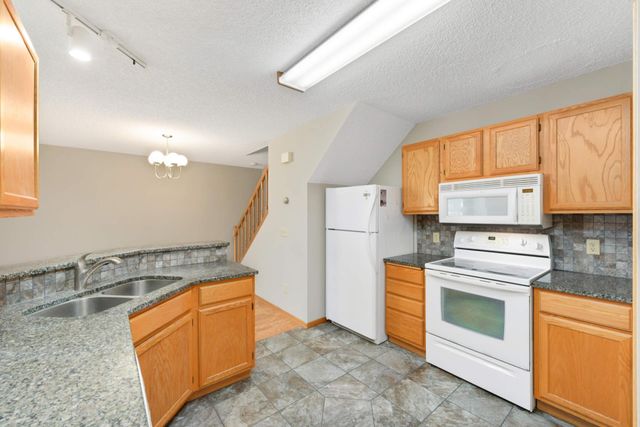 12932 Echo Lane, Apple Valley, MN 55124