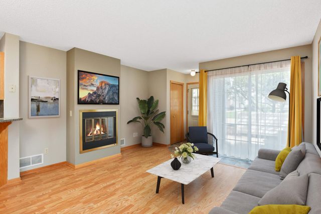 12932 Echo Lane, Apple Valley, MN 55124