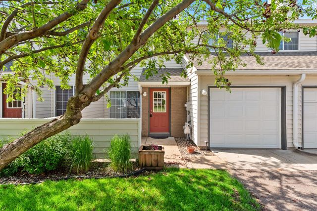 12932 Echo Lane, Apple Valley, MN 55124