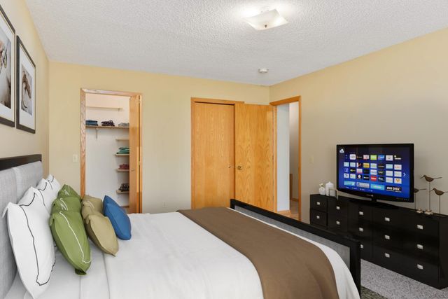 12932 Echo Lane, Apple Valley, MN 55124