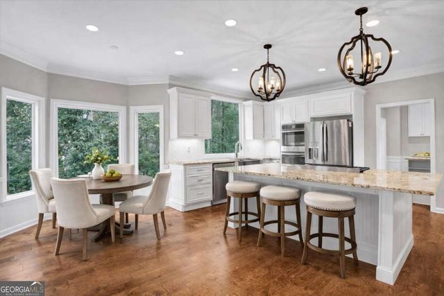 1364 Fallsbrook Way NW, Acworth, GA 30101