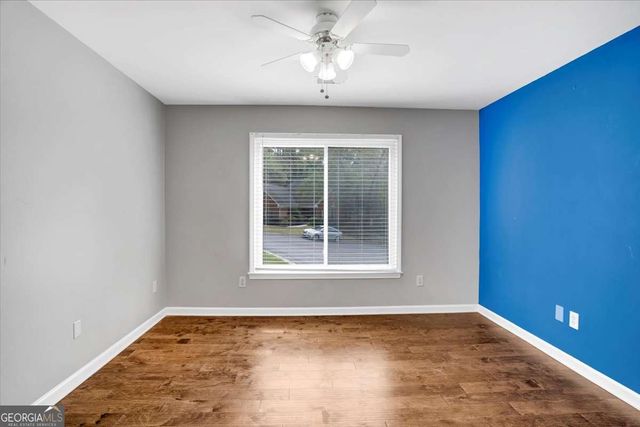 1364 Fallsbrook Way NW, Acworth, GA 30101