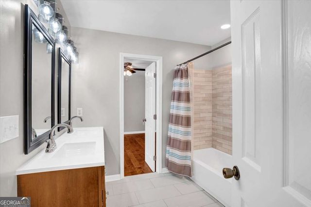 1364 Fallsbrook Way NW, Acworth, GA 30101